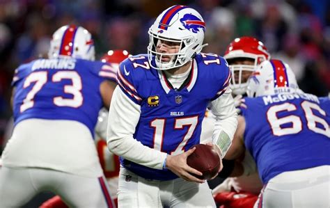Oddsmakers: Bills enter 2024 offseason as slight AFC East favorites.